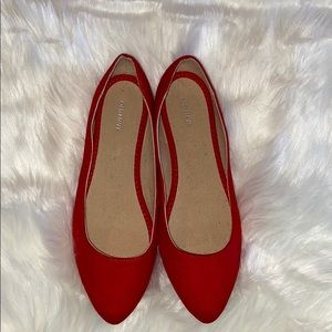 Women’s flats